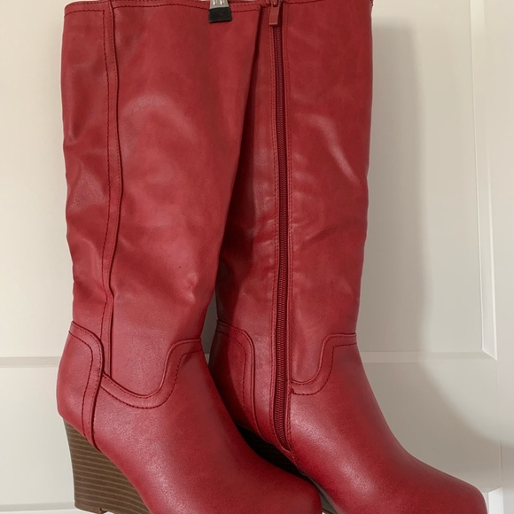 journee collection langly wedge boot